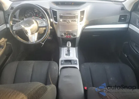 2010 Subaru Outback 2.5I Premium z USA, uszkodzony, nr VIN 4S4BRCGC7A3341438